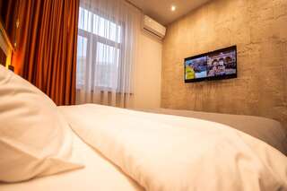 Отель Kyiv Panorama Apartments near Gulliver Киев Трехместный номер-14