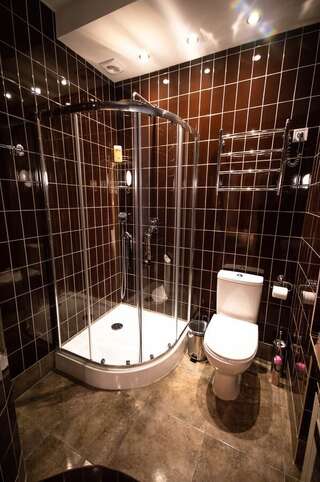 Отель Kyiv Panorama Apartments near Gulliver Киев Трехместный номер-7